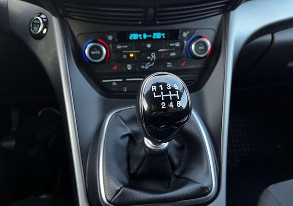 Ford Kuga cena 83900 przebieg: 67600, rok produkcji 2019 z Złotów małe 529